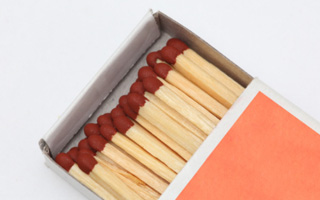 為什么要禁止開(kāi)關(guān)電源使用紅磷？